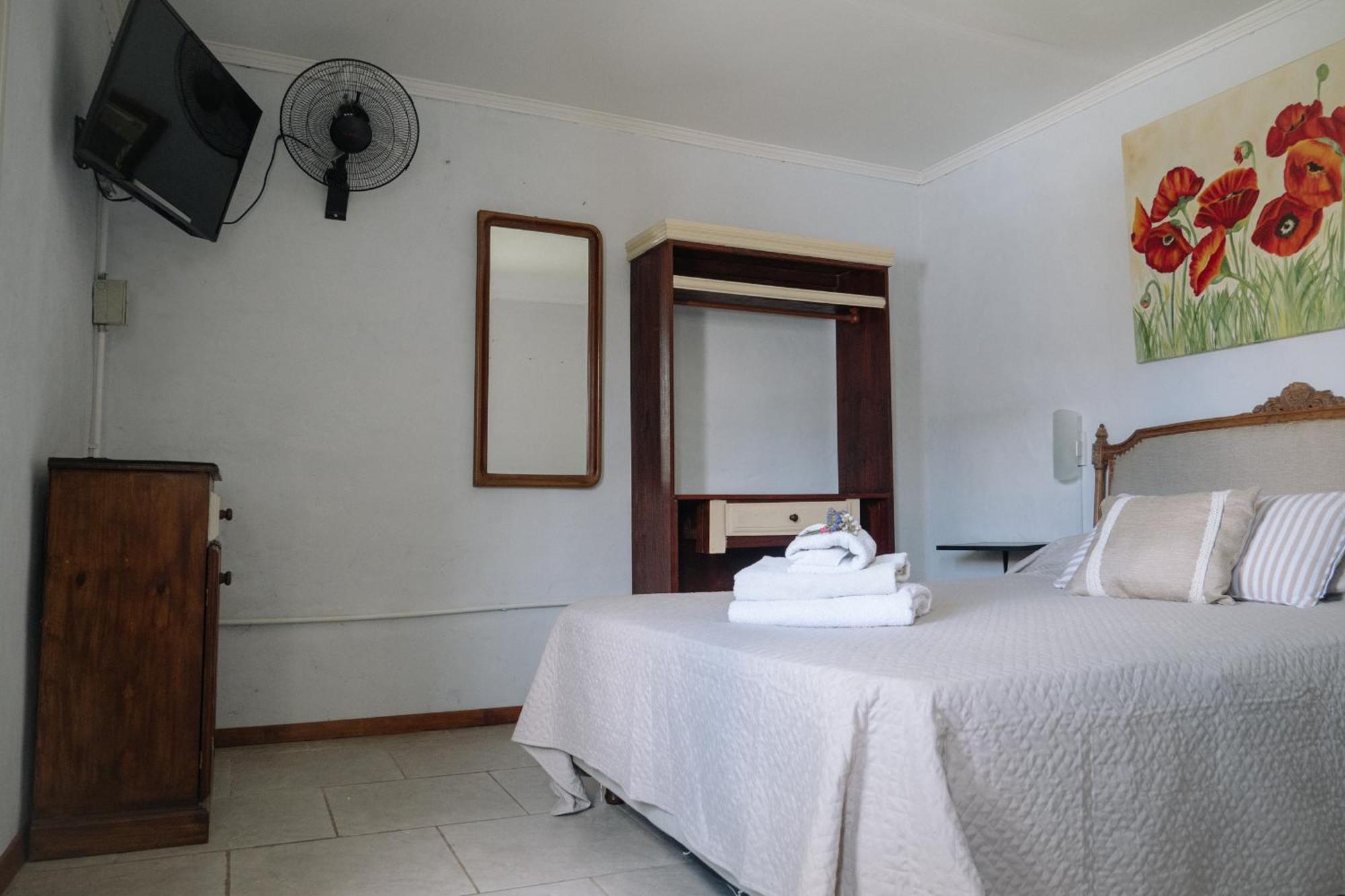 El Descanso San Antonio de Areco Exteriör bild